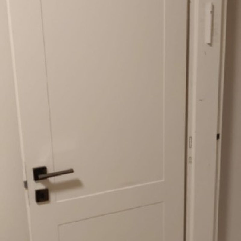 הכנה לדלת עץ בממ"ד