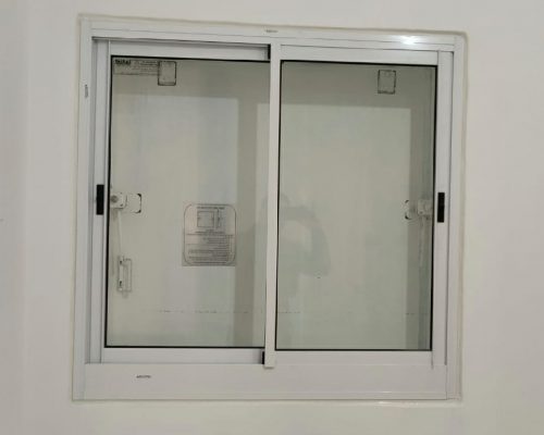 חלון אלומיניום לממ